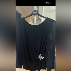 Joseph Ribkoff Signature Brooch Drtailed Top, size 14